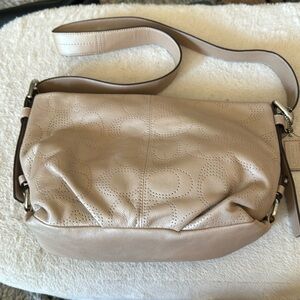 Coach tan goldish crossbody/shoulder bag
